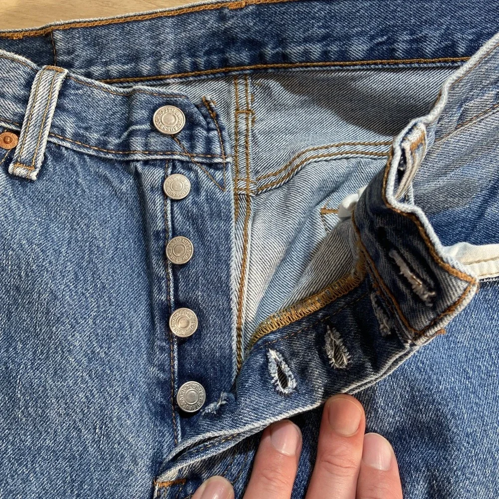 Levi's 501 Jeans Mens 32x32 Blue Original Fit Straight Medium‎ Wash Denim Pants
